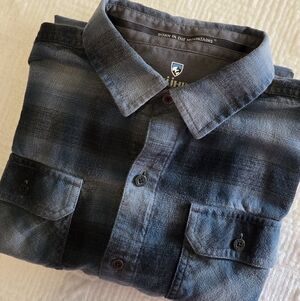 Kuhl Flannel, Size Medium